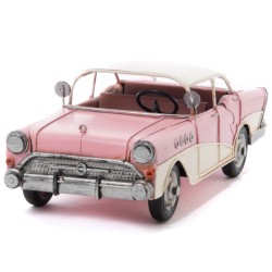 Voiture cubaine rose